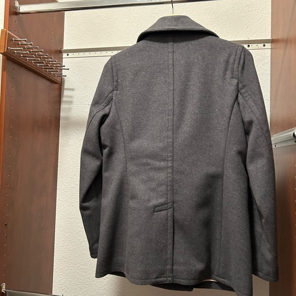 Gap Jacket - Picture 2 of 4